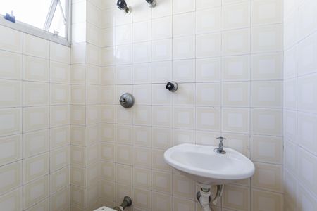 Apartamento para alugar com 77m², 1 quarto e 1 vaga Apartamento para alugar com 77m², 1 quarto e 1 vagaBanheiro de serviço