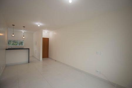Sala de casa para alugar com 2 quartos, 210m² em Barro Vermelho, São Gonçalo
