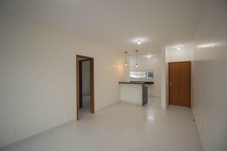 Sala de casa para alugar com 2 quartos, 210m² em Barro Vermelho, São Gonçalo