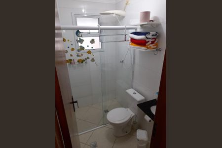 Banheiro de apartamento para alugar com 1 quarto, 63m² em Vilamar, Praia Grande