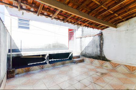 Casa para alugar com 142m², 2 quartos e 1 vagaÁrea de serviço