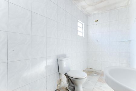 Casa para alugar com 142m², 2 quartos e 1 vagaBanheiro 