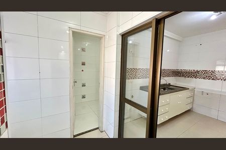 Apartamento para alugar com 95m², 3 quartos e 2 vagas Apartamento para alugar com 95m², 3 quartos e 2 vagasÁrea de Serviço