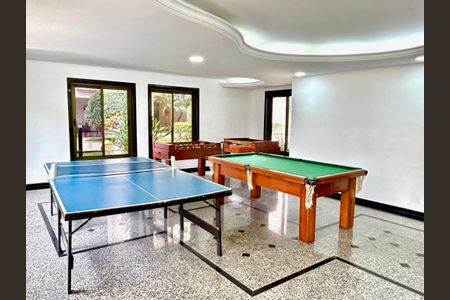Apartamento para alugar com 95m², 3 quartos e 2 vagas Apartamento para alugar com 95m², 3 quartos e 2 vagasSala de Jogos