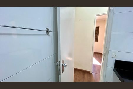 Apartamento para alugar com 95m², 3 quartos e 2 vagas Apartamento para alugar com 95m², 3 quartos e 2 vagasBanheiro 1