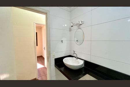 Apartamento para alugar com 95m², 3 quartos e 2 vagas Apartamento para alugar com 95m², 3 quartos e 2 vagasBanheiro 1