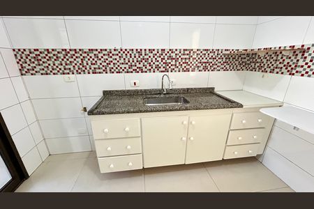 Apartamento para alugar com 95m², 3 quartos e 2 vagas Apartamento para alugar com 95m², 3 quartos e 2 vagasCozinha