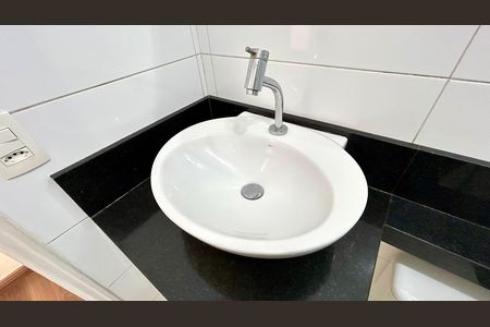 Apartamento para alugar com 95m², 3 quartos e 2 vagas Apartamento para alugar com 95m², 3 quartos e 2 vagasBanheiro 1