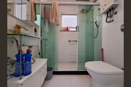 Apartamento para alugar com 68m², 2 quartos e 2 vagas Apartamento para alugar com 68m², 2 quartos e 2 vagasBanheiro