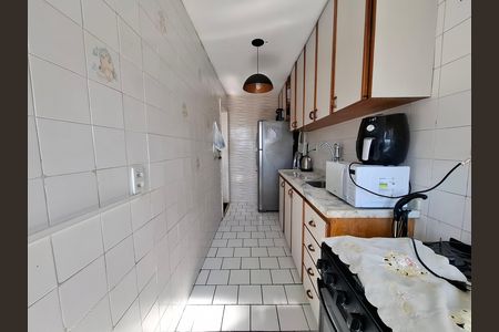 Apartamento para alugar com 68m², 2 quartos e 2 vagas Apartamento para alugar com 68m², 2 quartos e 2 vagasCozinha e Área de Serviço