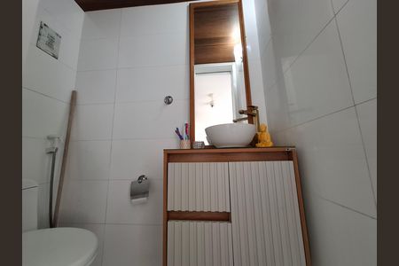 Apartamento para alugar com 68m², 2 quartos e 2 vagas Apartamento para alugar com 68m², 2 quartos e 2 vagasBanheiro