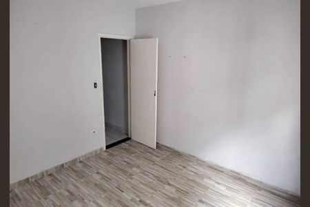 Quarto de casa à venda com 2 quartos, 91m² em Jardim Cambui, Santo André