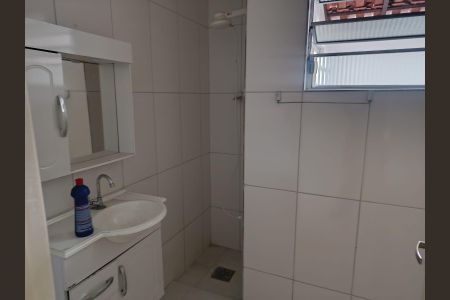 Banheiro  de casa à venda com 2 quartos, 91m² em Jardim Cambui, Santo André