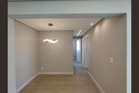 Apartamento à venda com 74m², 3 quartos e 1 vaga Apartamento à venda com 74m², 3 quartos e 1 vagaSala