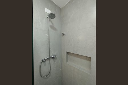 Apartamento à venda com 74m², 3 quartos e 1 vaga Apartamento à venda com 74m², 3 quartos e 1 vagaBanheiro - torneira