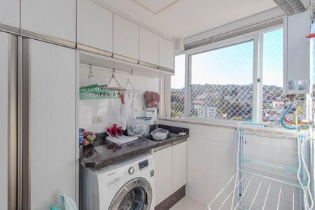 Apartamento para alugar com 140m², 3 quartos e 3 vagas Apartamento para alugar com 140m², 3 quartos e 3 vagasÁrea de Serviço
