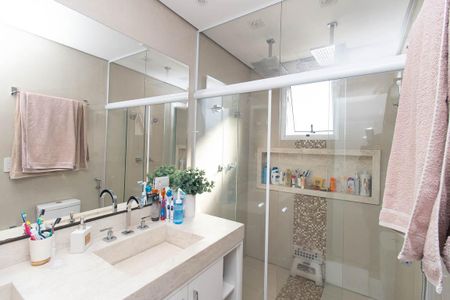 Apartamento para alugar com 140m², 3 quartos e 3 vagas Apartamento para alugar com 140m², 3 quartos e 3 vagasBanheiro da Suíte