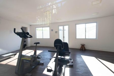 Apartamento para alugar com 140m², 3 quartos e 3 vagas Apartamento para alugar com 140m², 3 quartos e 3 vagasÁrea comum - Academia