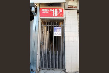 Casa para alugar com 60m², 1 quarto e sem vagaPlaquinha