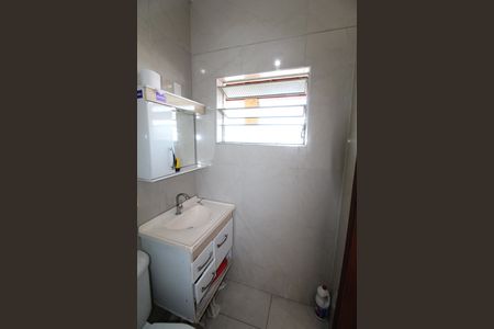 Casa para alugar com 60m², 1 quarto e sem vagaBanheiro da Suíte