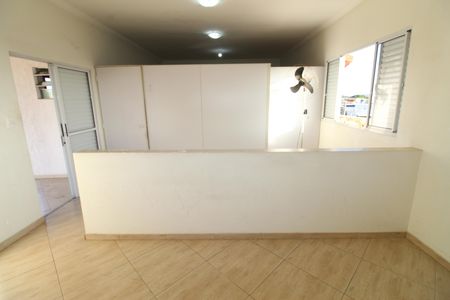 Casa para alugar com 60m², 1 quarto e sem vagaSala