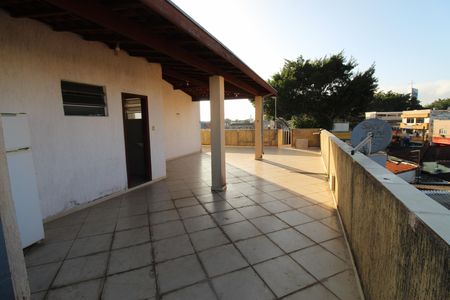 Casa para alugar com 60m², 1 quarto e sem vagaÁrea Externa