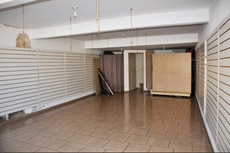 Casa à venda com 127m², 2 quartos e sem vaga Casa à venda com 127m², 2 quartos e sem vagaDetalhe - Garagem