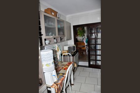 Casa à venda com 127m², 2 quartos e sem vaga Casa à venda com 127m², 2 quartos e sem vagaDetalhe - Cozinha