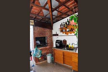 Casa à venda com 127m², 2 quartos e sem vaga Casa à venda com 127m², 2 quartos e sem vagaDetalhe - Área de Serviço, Churrasqueira e Quintal