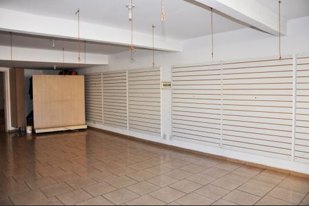Casa à venda com 127m², 2 quartos e sem vaga Casa à venda com 127m², 2 quartos e sem vagaDetalhe - Garagem