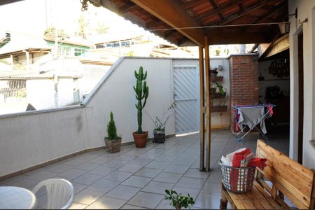 Casa à venda com 127m², 2 quartos e sem vaga Casa à venda com 127m², 2 quartos e sem vagav