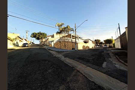 Casa à venda com 127m², 2 quartos e sem vaga