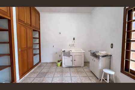 Casa para alugar com 518m², 1 quarto e 3 vagas
