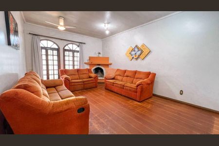 Casa para alugar com 518m², 1 quarto e 3 vagas