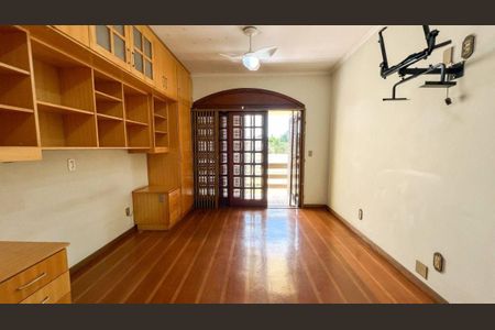 Casa para alugar com 518m², 1 quarto e 3 vagas