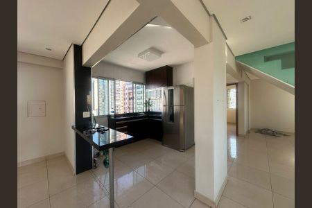 Apartamento para alugar com 190m², 3 quartos e 2 vagas Apartamento para alugar com 190m², 3 quartos e 2 vagasCozinha