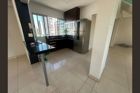 Apartamento para alugar com 190m², 3 quartos e 2 vagas Apartamento para alugar com 190m², 3 quartos e 2 vagasCozinha
