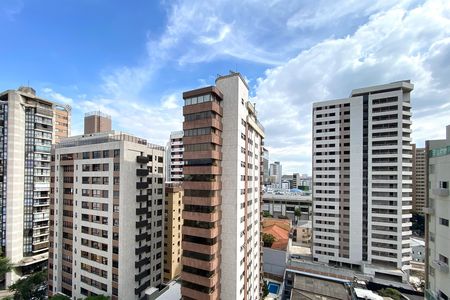Apartamento para alugar com 190m², 3 quartos e 2 vagas Apartamento para alugar com 190m², 3 quartos e 2 vagasVista da Suite 2