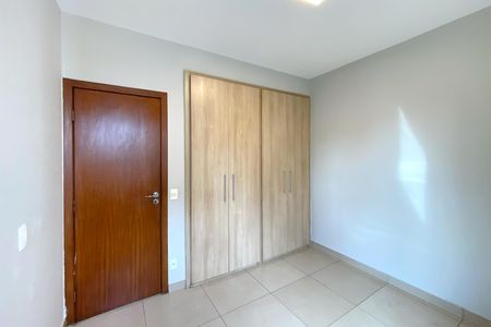 Apartamento para alugar com 190m², 3 quartos e 2 vagas Apartamento para alugar com 190m², 3 quartos e 2 vagasSuite