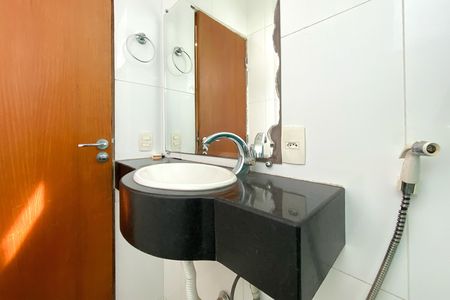 Apartamento para alugar com 190m², 3 quartos e 2 vagas Apartamento para alugar com 190m², 3 quartos e 2 vagasBanheiro da Suíte 2
