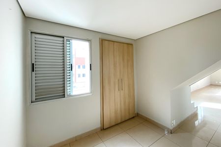 Apartamento para alugar com 190m², 3 quartos e 2 vagas Apartamento para alugar com 190m², 3 quartos e 2 vagasSala de TV