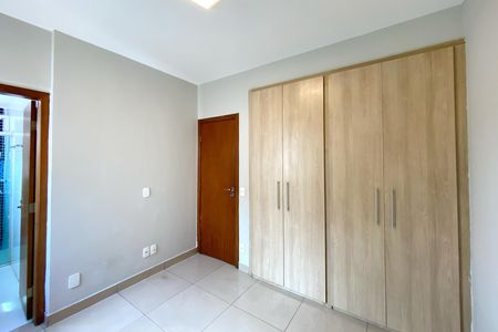 Apartamento para alugar com 190m², 3 quartos e 2 vagas Apartamento para alugar com 190m², 3 quartos e 2 vagasSuite