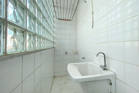 Apartamento para alugar com 190m², 3 quartos e 2 vagas Apartamento para alugar com 190m², 3 quartos e 2 vagasÁrea de Serviço