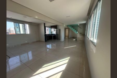 Apartamento para alugar com 190m², 3 quartos e 2 vagas Apartamento para alugar com 190m², 3 quartos e 2 vagasSala