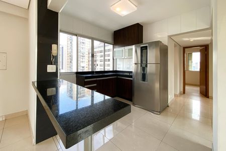 Apartamento para alugar com 190m², 3 quartos e 2 vagas Apartamento para alugar com 190m², 3 quartos e 2 vagasCozinha