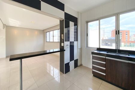 Apartamento para alugar com 190m², 3 quartos e 2 vagas Apartamento para alugar com 190m², 3 quartos e 2 vagasCozinha