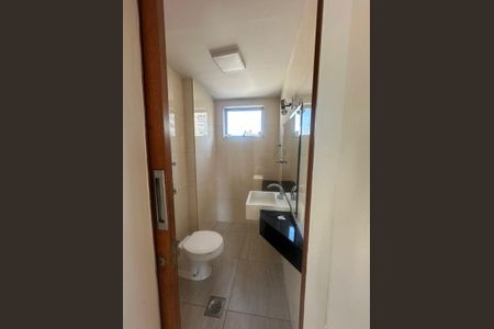 Apartamento para alugar com 190m², 3 quartos e 2 vagas Apartamento para alugar com 190m², 3 quartos e 2 vagasBanheiro