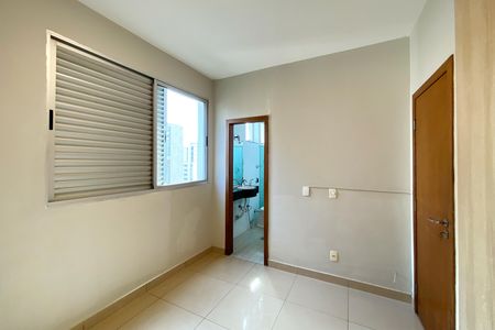 Apartamento para alugar com 190m², 3 quartos e 2 vagas Apartamento para alugar com 190m², 3 quartos e 2 vagasSuite 2