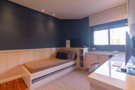 Apartamento à venda com 200m², 4 quartos e 4 vagas Apartamento à venda com 200m², 4 quartos e 4 vagasSuíte 1