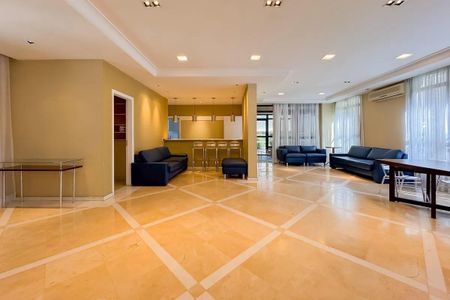 Apartamento à venda com 200m², 4 quartos e 4 vagas Apartamento à venda com 200m², 4 quartos e 4 vagasÁrea comum